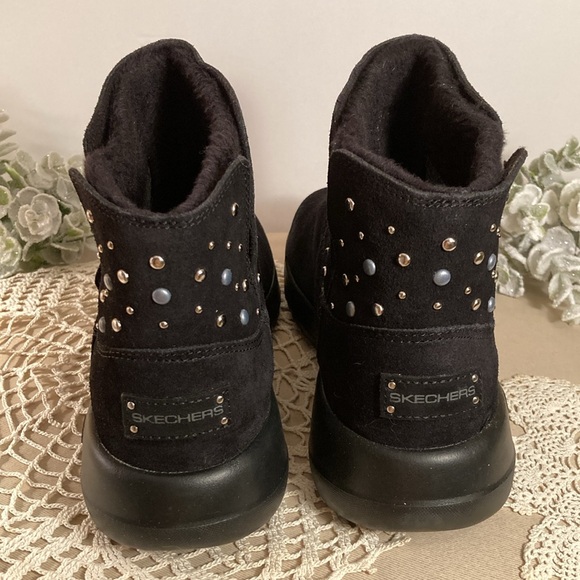 Skechers Studded Black Suede Leather Booties Women’s Size 8.5 NWOT - Picture 13 of 16